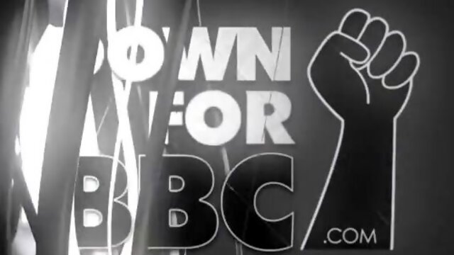 Interracial threesome - BBC for Courtney Cummz Black Cock Probes Ass - Flower tucci