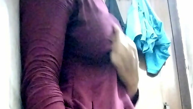 Hot wife changing clothes at home Indian Desi wife hot 