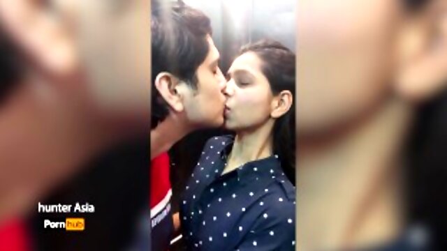 18 Indian Girl, Cumshot Stranger, Indian Hotel Fuck, Public, Asian, Kissing