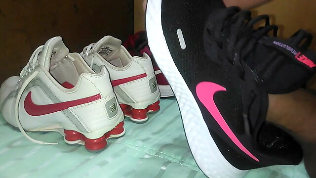 Cumshot inside Nike Revolution 5