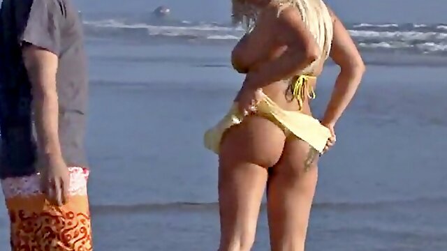 Big Booty Blonde Picked Up For Sex On The Beach