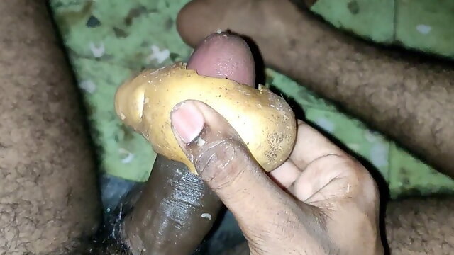 Indian sexy big cock fucking potato