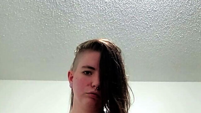 Old video of me playing with my wet pussy