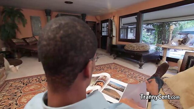 Mature tranny fucks like pro