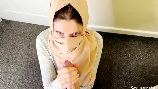 Young Muslim Pregnant Wife In Hijab Trained By Her Husbund On How To Please A Man