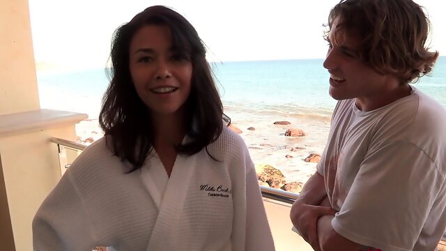 Dana Vespoli moans while her juicy cunt is being licked - HD