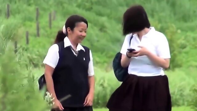 Asian school teens peeing