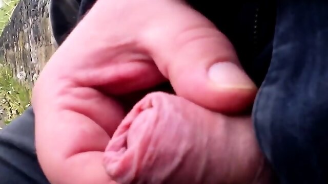 Extreme closeup - Outdoor - Pimmel - draussen wichsen