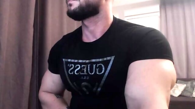 Incredible sexy twink with hard big muscles solo jerking fun