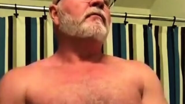 Sexy Daddy Bear Jerking Off In the Bathroom