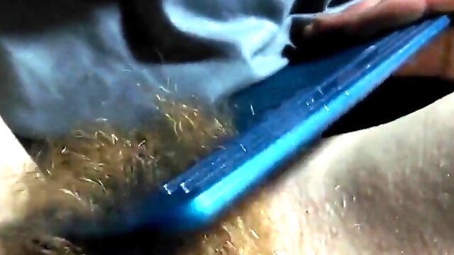 Rossa Pelosa Masturbazione