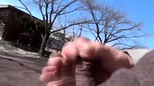 200  grandpa jerk off in puplic