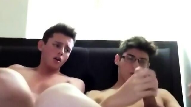 2 straight friends load on cam