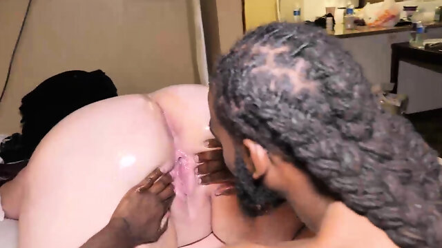 Licking Ebony Bbw Ass