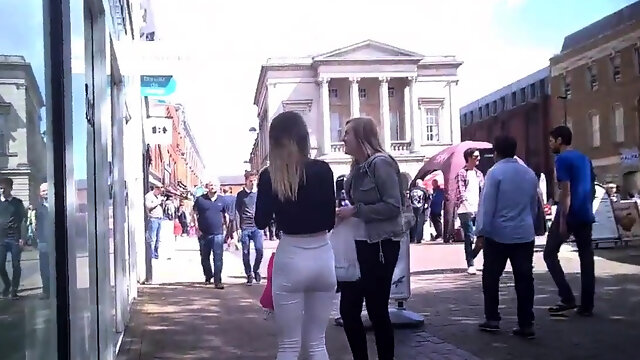 SKIN TIGHT WHITE JEANS TEEN