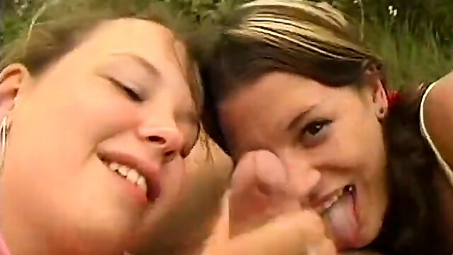 Amateur outdoor threesome Telsev