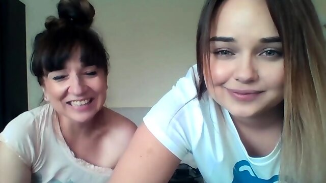 Mom And Daughter On Cam...