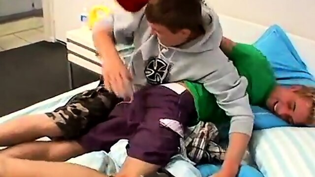 Can am wrestling gay porn slamming his beef whistle in