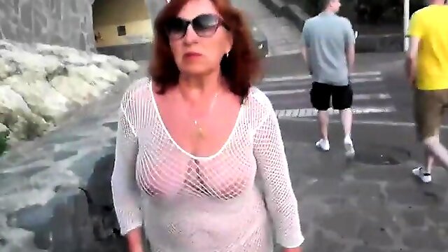 Gorgeous Slut Walks Round The Town with D