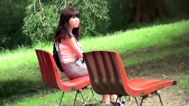 Asian babes piss in park