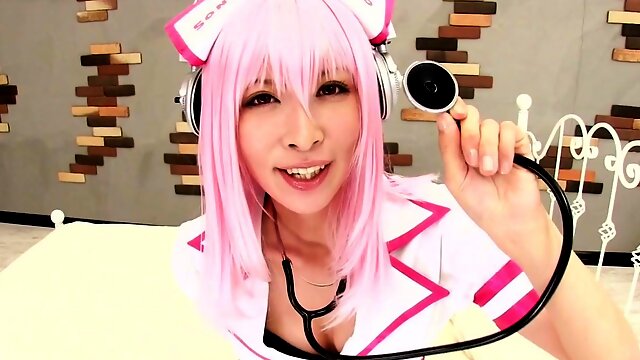 Cosplay Super Sonico in nurse outfit gives footjob