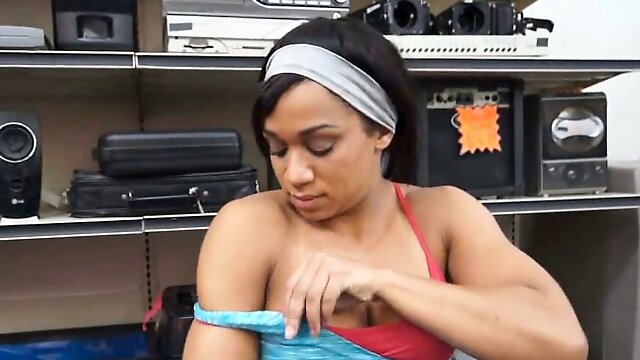 Muscular latina babe fucked in pawn shop