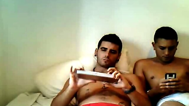 Brazilian Gay Twinks