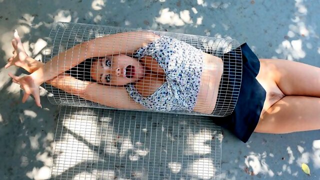 Όμορφη, Μακρια Μαλλια