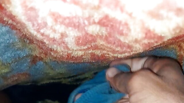 Meri randi wife ki gand me lund dala mere dost ne