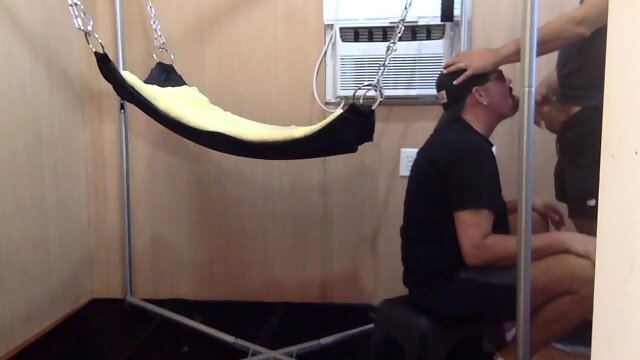 Moustache gray DILF sucking off amateur