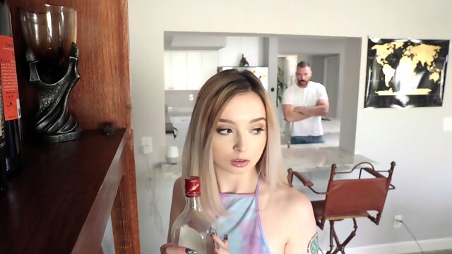 Blondie rides until fully creampied