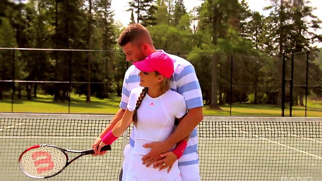 Sex on the tennis court for a hot wife