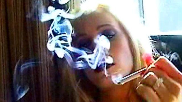 Blonde Smoking Solo