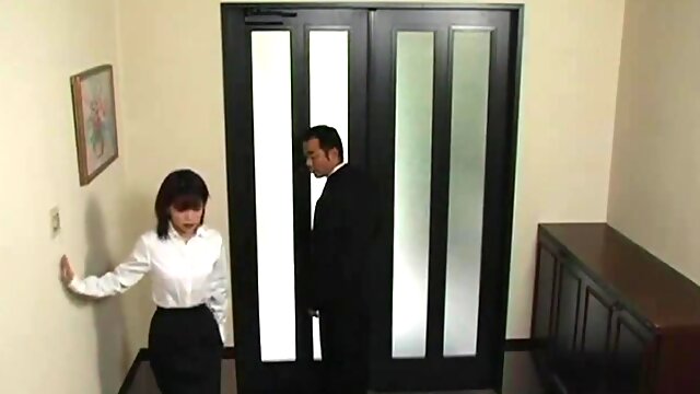 Smoking office slut gets her pussy pummelled