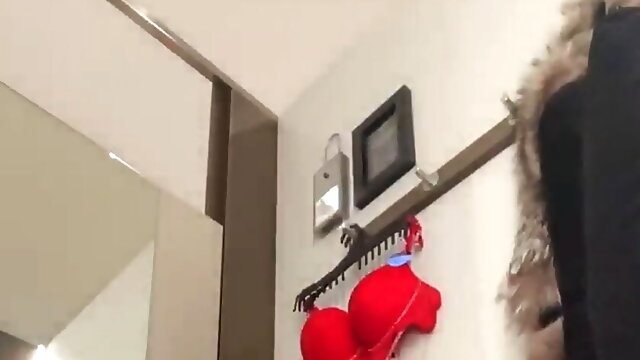 Blowjob in the changing room. Jucielussie