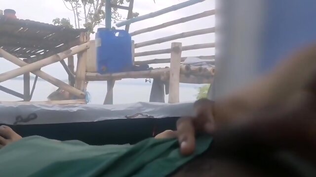 Guys Bakit May Umuungol Sa Tent? Pinay Outdoor Sex Risky Beach