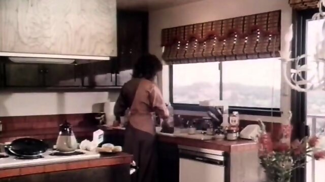 Hot milf expresses her love for cock in hardcore vintage sex