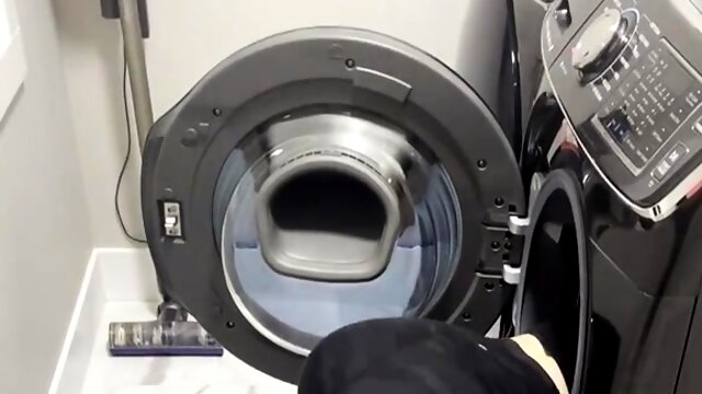 Horny amateur wife cant wait to get drilled deep doggystyle