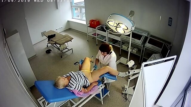 Amateur milfs getting their pussies examined on hidden cam
