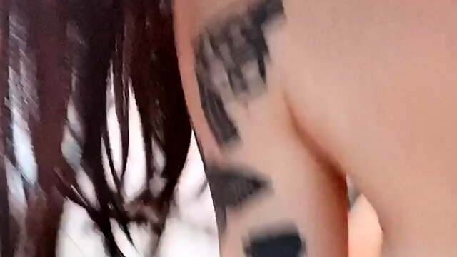 Exotic amateur brunette reveals her cocksucking abilities