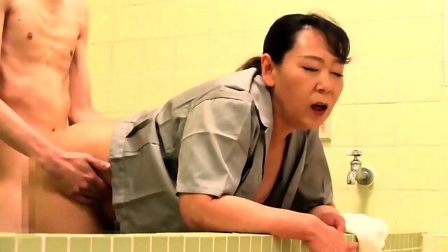 Japanese Mom Shower