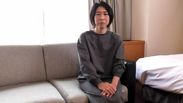Japans Vrouw, Strak