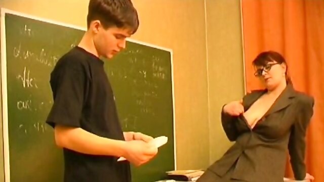 Horny teacher seduces a young stud to drill her aching pussy