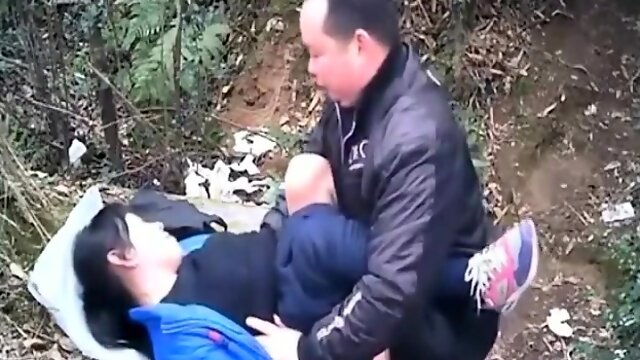 Slutty Asian wife gets nailed by her lover in the outdoors