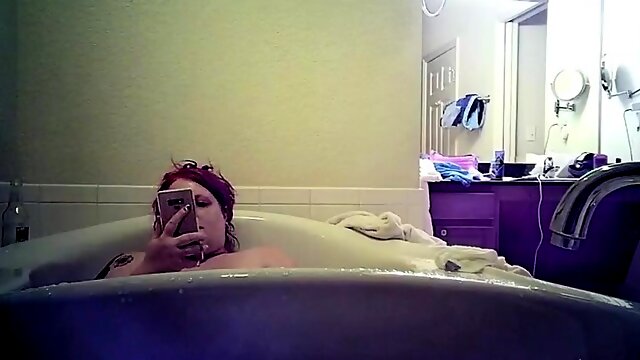 Bath Cam - Degrade me