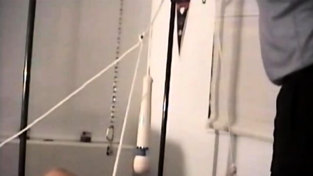 Glorious girlfriend is showing her cunny