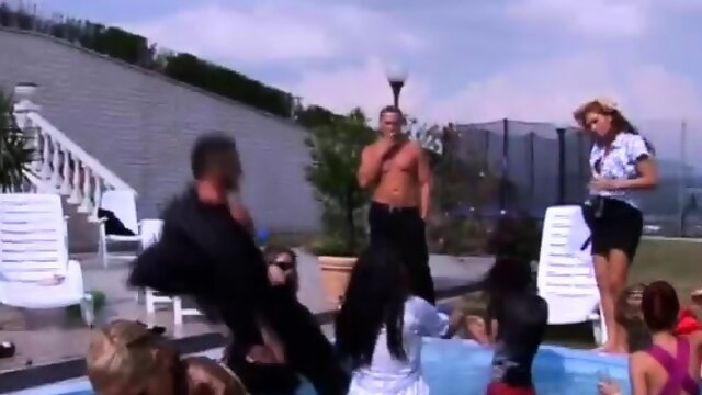 Hot man getting all these pleasing pussy hes craving for