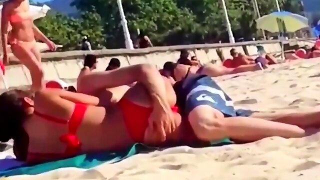 Swinger Outdoor Beach Gang bang Public Sex Part Ii