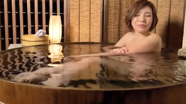 Hot Japanese mother cum big boobs orgasm milf creampie Nude