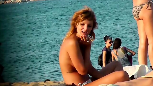 Amateur Teens Topless Beach Voyeur Video